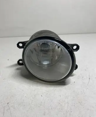 Toyota Avensis T250 Front fog light 89210656