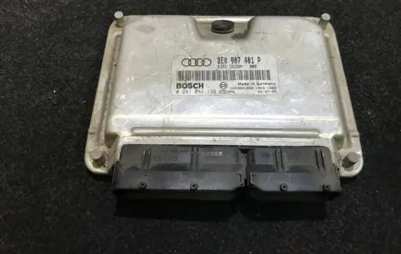Audi A6 S6 C5 4B Engine control unit/module 8e0907401p 0281011136