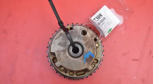 BMW 1 E81 E87 Crankshaft pulley 7504629