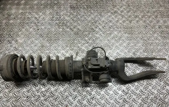 BMW 6 F06 Gran coupe Front shock absorber with coil spring