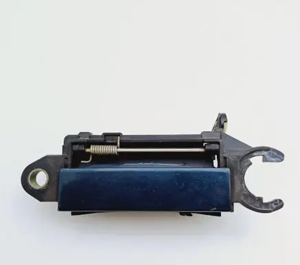 Audi A4 S4 B5 8D Front door exterior handle 4A0837205