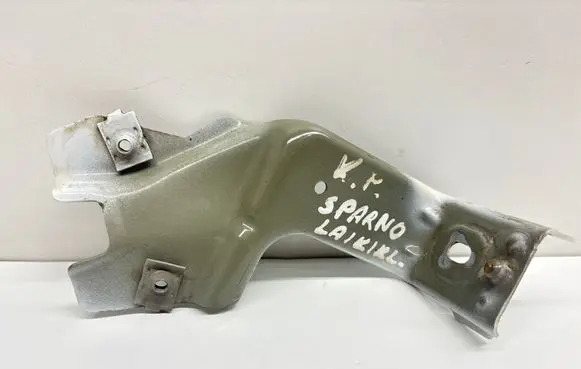 Opel Insignia A Fender mounting bracket 