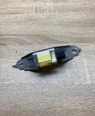 Toyota Prius (XW20) Airbag deployment crash/impact sensor 8983347030 1879000911