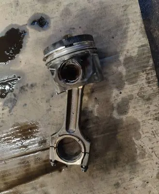 BMW 5 E60 E61 Piston with connecting rod 11257792745 11247798368