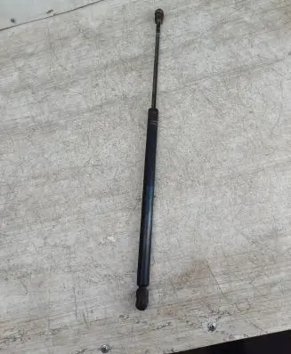 Opel Zafira A Tailgate/trunk strut/damper 90579440