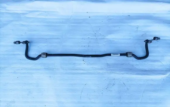Mercedes-Benz A W176 Front anti-roll bar/sway bar A1763200111