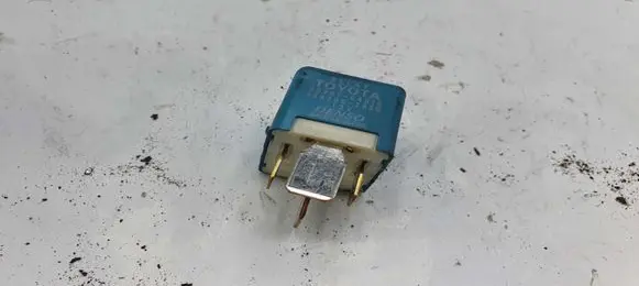 Lexus IS 220D-250-350 Other relay 9098704010 1567002550