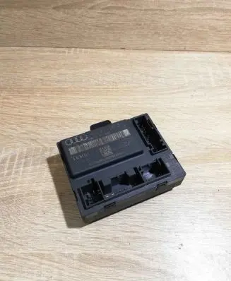 Audi A6 S6 C6 4F Door control unit/module 4F0959792B