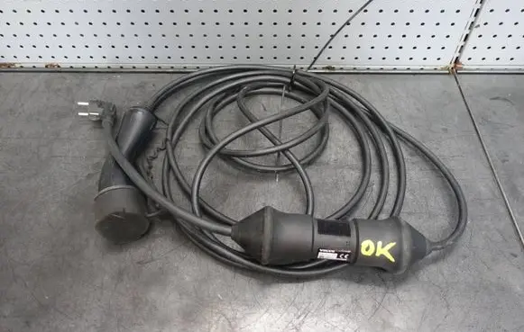 Volvo XC60 Electric car charging cable 32257799 201119 P32257799