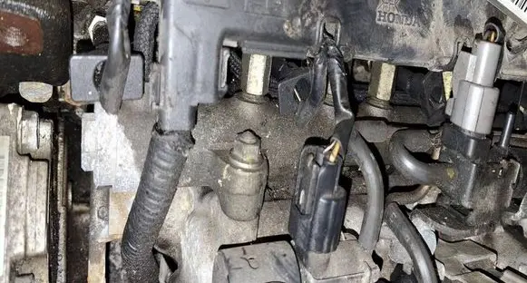 Honda FR-V Fuel main line pipe 0445214051