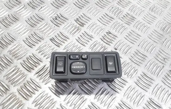 Toyota Avensis T250 A set of switches 156762 183575