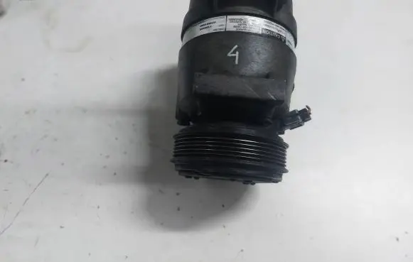 Renault Scenic I Air conditioning (A/C) compressor (pump) 12345923 1135309 070801549