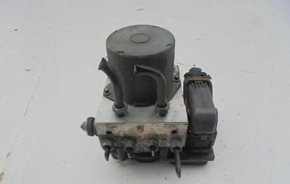 Peugeot 5008 ABS Pump