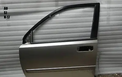 Nissan X-Trail T30 Front door H01018H7MM