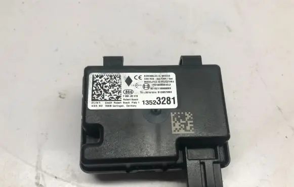 Chevrolet Camaro Door central lock control unit/module 13523281