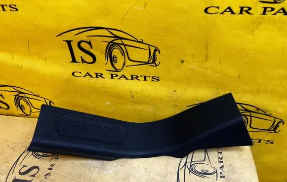 Ford Bronco Rear sill (body part) M2DBS13244AEW
