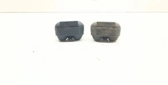 Radiator mount bracket