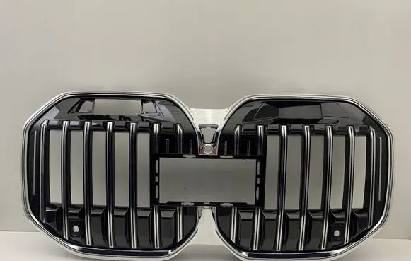 BMW 7 G70 Front bumper upper radiator grill 4A1E17001
