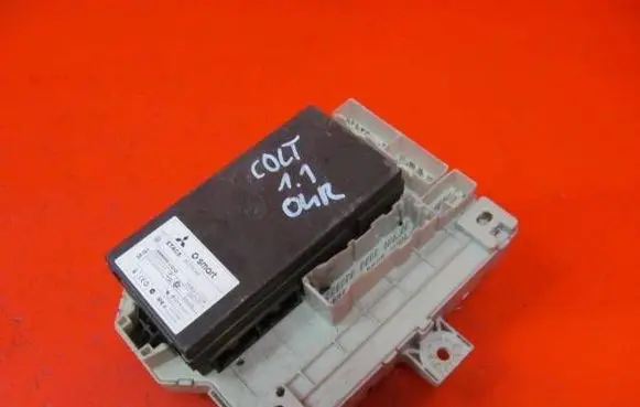 Mitsubishi Colt CZ3 Fuse box set MN108319 8637A169