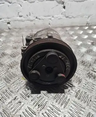 Nissan Primera Air conditioning (A/C) compressor (pump) 926002J204