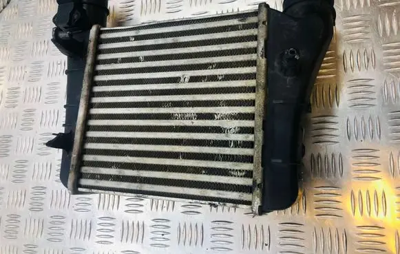 Audi A4 S4 B7 8E 8H Intercooler radiator