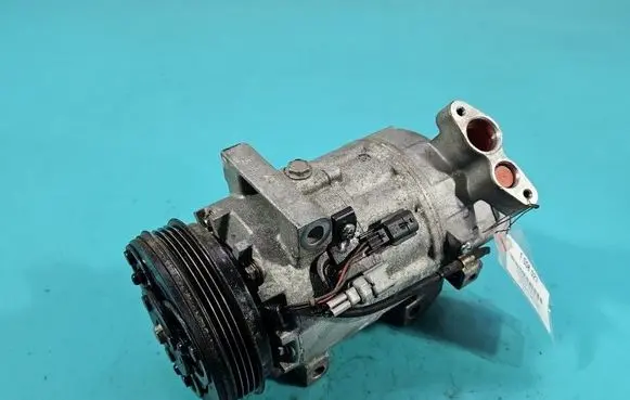 Renault Clio IV Air conditioning (A/C) compressor (pump) IMPRK1558027