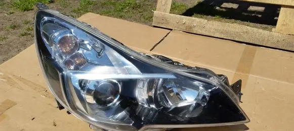 Subaru Legacy Headlight/headlamp