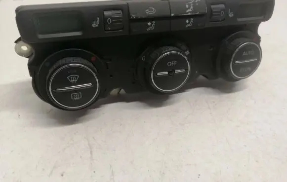Volkswagen Touran I Climate control unit