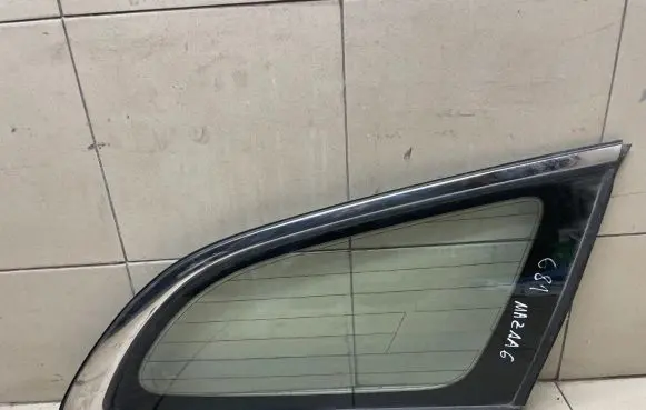 Mazda 6 Rear side window