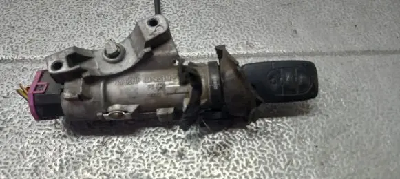 Audi A6 Allroad C5 Ignition lock