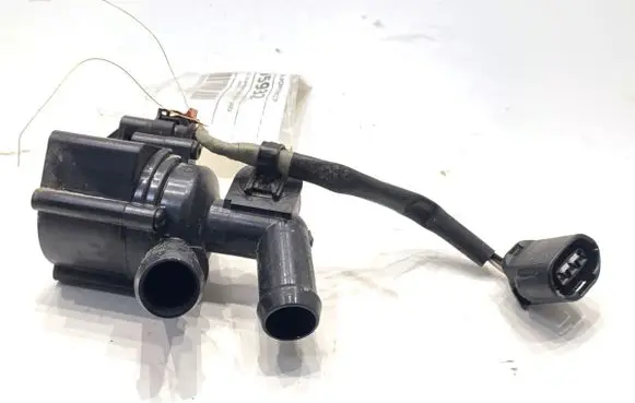 Mazda 3 Oil filter mounting bracket 708959000