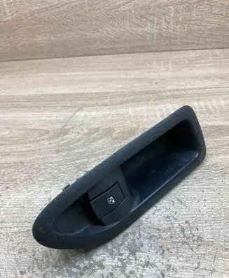 Renault Laguna II Electric window control switch 8200016014