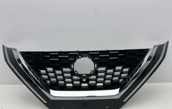 Front bumper upper radiator grill