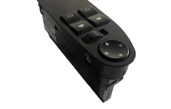 BMW 5 E39 Electric window control switch 8368967