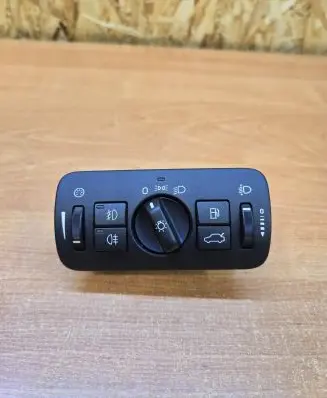 Volvo V70 Light switch 30739415 04066302 080123B