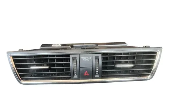 Seat Toledo IV (NH) Dash center air vent grill 5JA820951B 0858100001