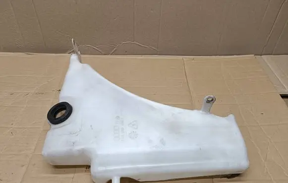 Audi A5 8T 8F Windshield washer fluid reservoir/tank 8T0955453C