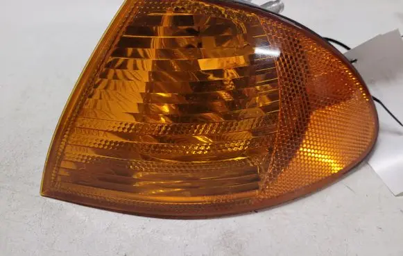 Front indicator light