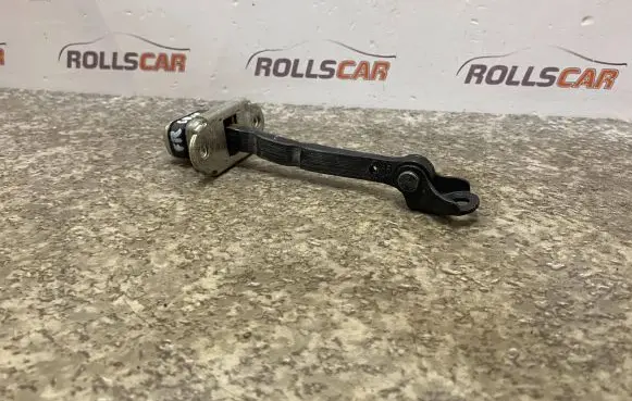 Honda CR-V Front door check strap stopper