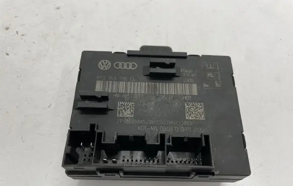 Audi A4 S4 B8 8K Door control unit/module 8T0959795Q