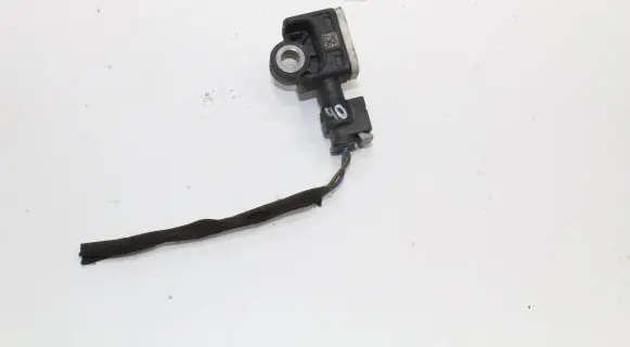 Mercedes-Benz B W246 W242 Airbag deployment crash/impact sensor A1668210151