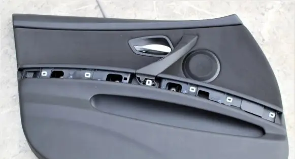 BMW 3 E90 E91 Front door card panel trim