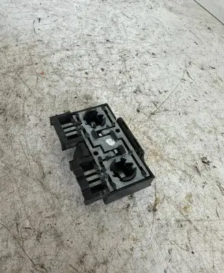 Volkswagen PASSAT B4 Tail light bulb cover holder 3a9945259
