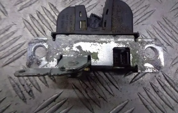 Seat Leon (1M) Tailgate exterior lock 6L6827585A