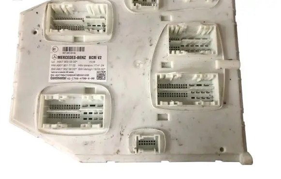 Mercedes-Benz Sprinter W907 W910 Comfort/convenience module A9079000305