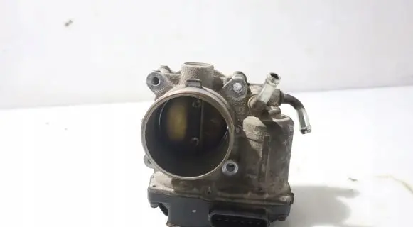 Mitsubishi Lancer VIII Throttle body valve 