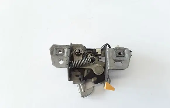 Volvo C70 Engine bonnet (hood) release handle 30716530