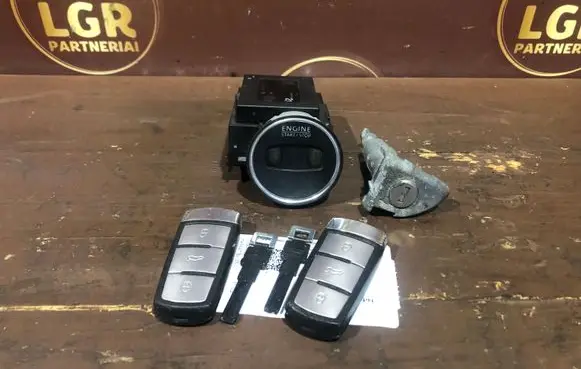 Volkswagen PASSAT B6 Ignition lock 3C0905843Q