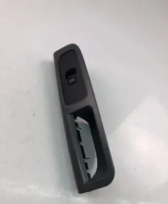 Volvo V50 Electric window control switch 8679474