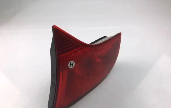Audi A4 S4 B8 8K Tailgate rear/tail lights 8E9945094